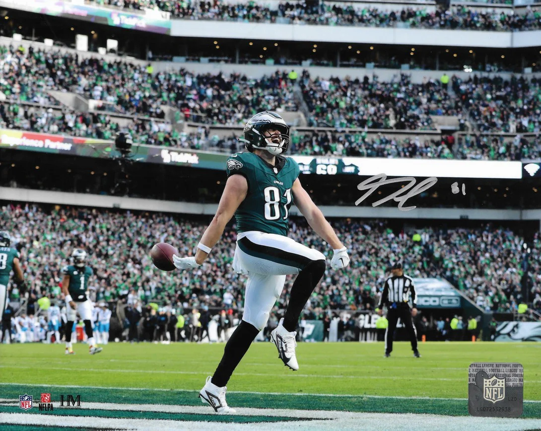 Grant Calcaterra First Touchdown Philadelphia Eagles Autographed 8" x 10" Football Photo - Image 2