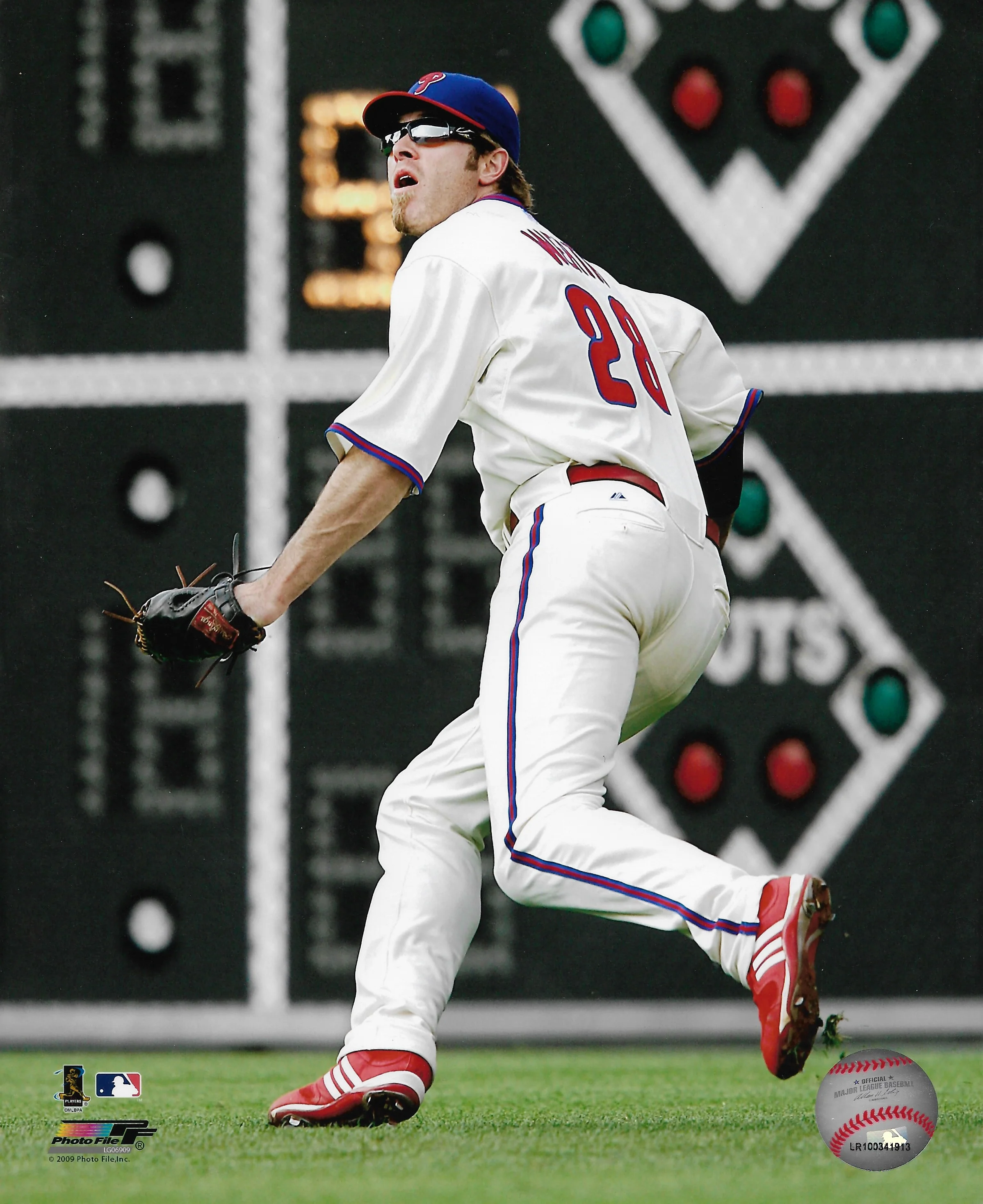 Jayson Werth in Action Philadelphia Phillies 8" x 10" Baseball Photo