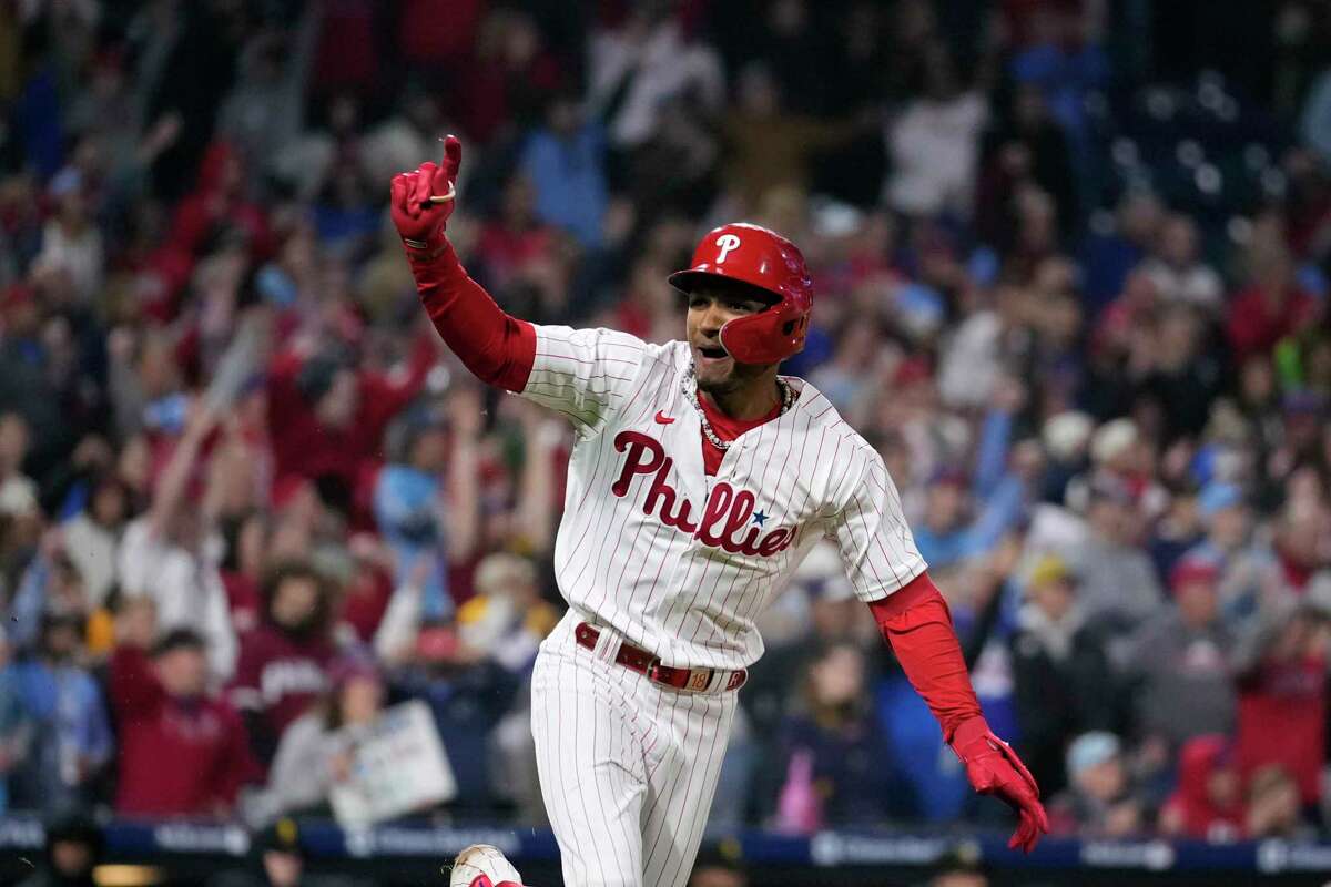 Johan Rojas Game Worn Arm Sleeve From Phillies Postseason Clinching Game - Image 2
